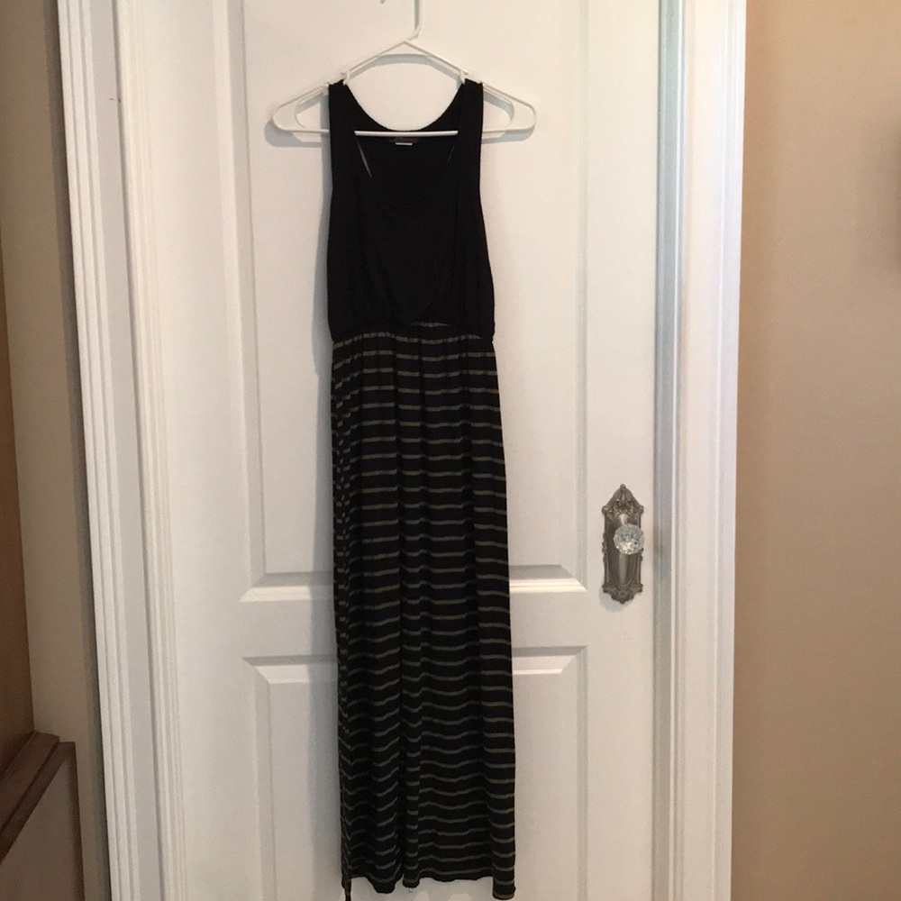 Long black maternity dress.
